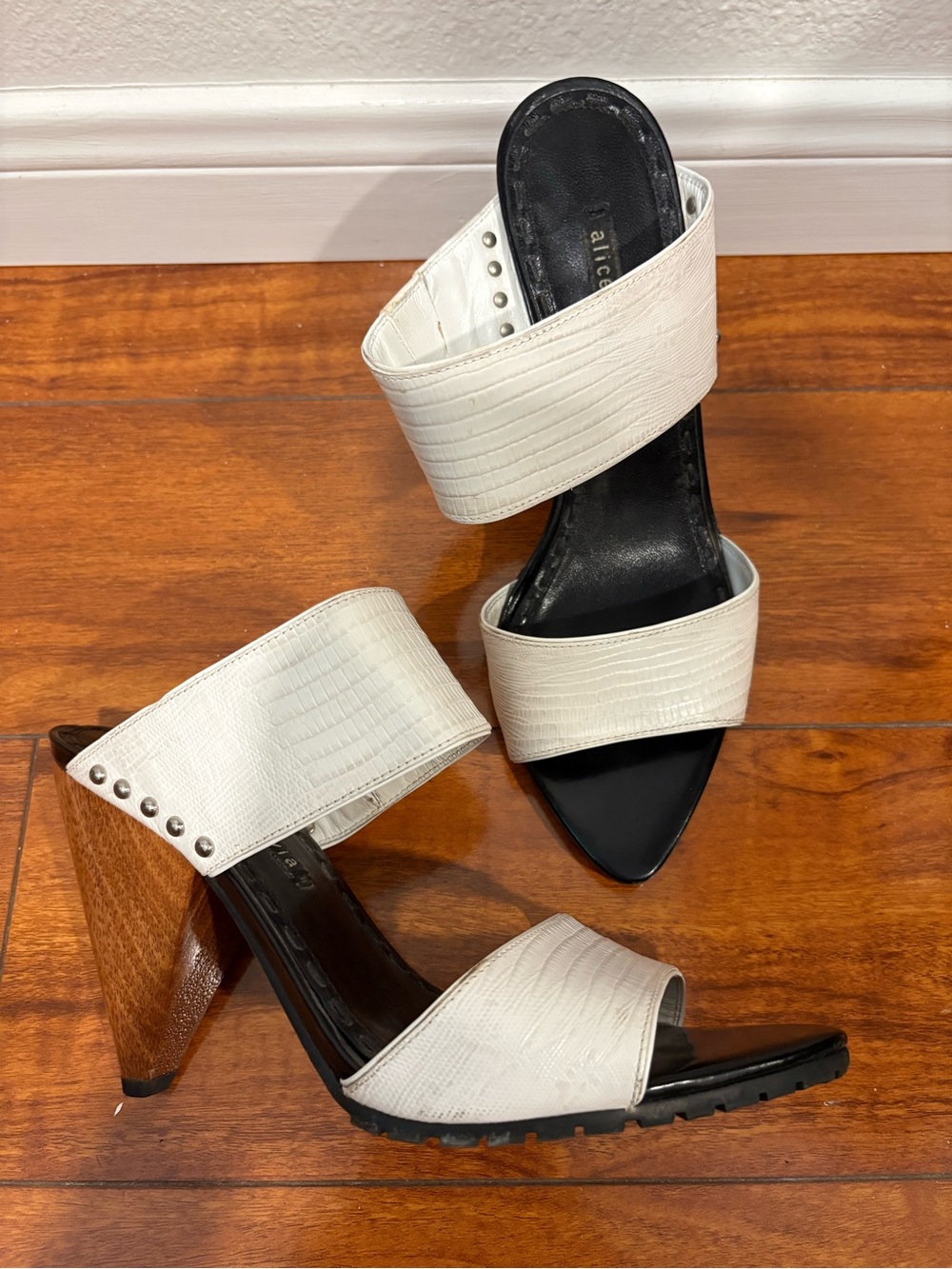 Alice + Olivia White Double-Band Heeled Sandals with Wood-Look Block Heel